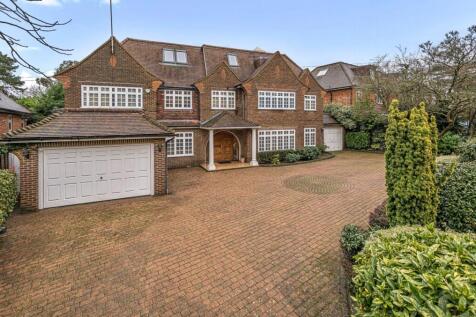 8 bedroom detached house for sale