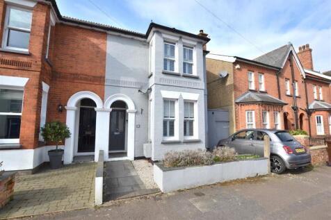 Southampton Street, Farnborough GU14 3 bed semi