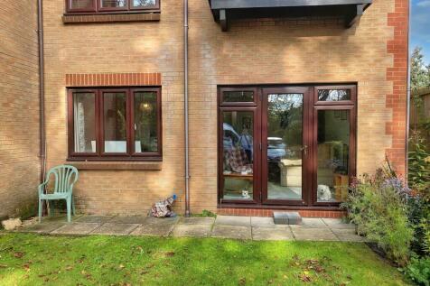 Parkstone Road, Poole, Dorset, BH15 1 bed apartment for sale