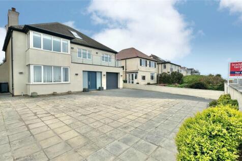 Meols Parade, Wirral, Merseyside, CH47 5 bed detached house for sale