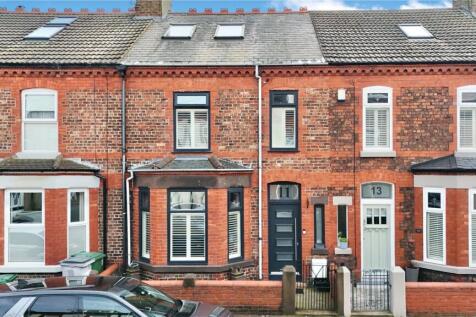 3 bedroom terraced house for sale