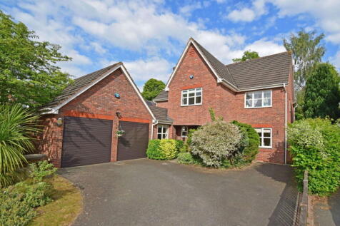 5 bedroom detached house for sale