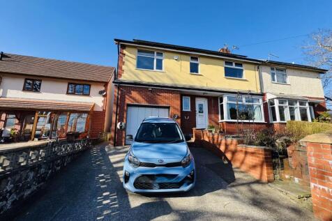 5 bedroom semi-detached house for sale
