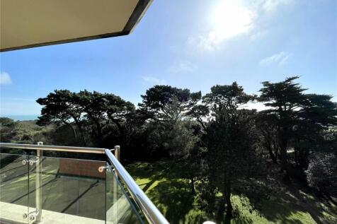 Manor Road, Bournemouth, BH1 3 bed apartment for sale