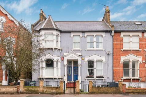 Upper Tollington Park, Finsbury Park 2 bed flat for sale