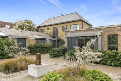 Ironworks Yard, Stroud Green 1 bed flat for sale