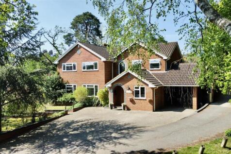 Tomlins Avenue, Camberley GU16 5 bed detached house for sale