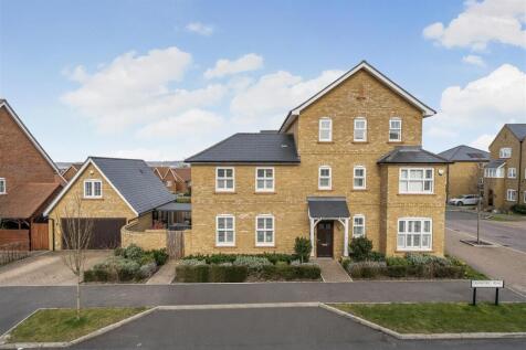 5 bedroom detached house for sale