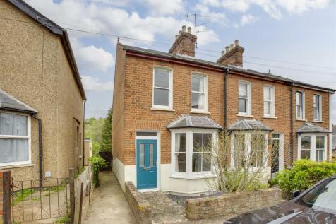 Totteridge Avenue, High Wycombe HP13 2 bed end of terrace house for sale