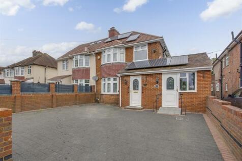 4 bedroom semi-detached house for sale