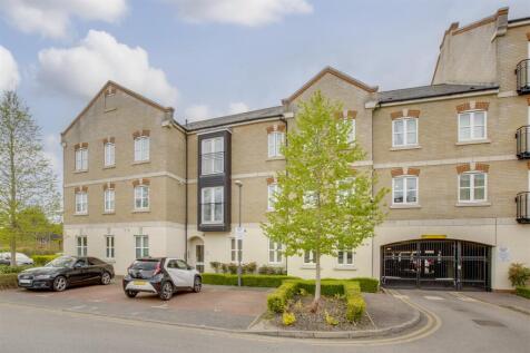 Coxhill Way, Aylesbury HP21 2 bed apartment for sale