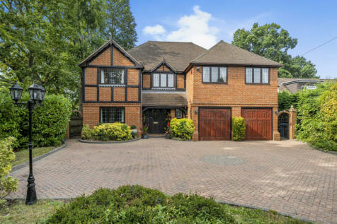 5 bedroom detached house for sale