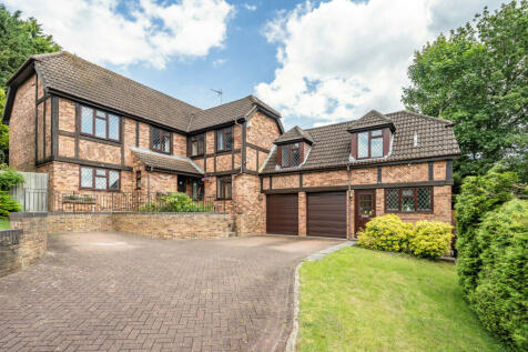 8 bedroom detached house for sale