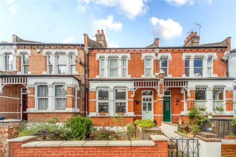 4 bedroom terraced house for sale