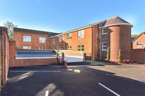 Queens Road, Farnborough, Hampshire... 1 bed apartment for sale