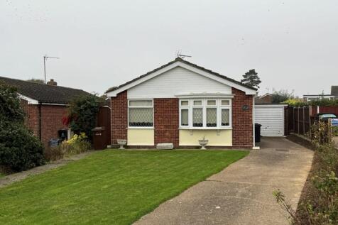 2 bedroom detached bungalow for sale