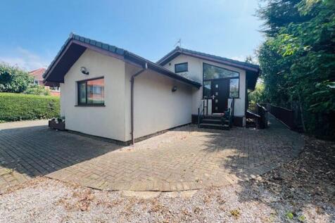 Liverpool Road, Preston PR4 4 bed detached house for sale