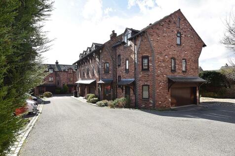 3 bedroom town house for sale