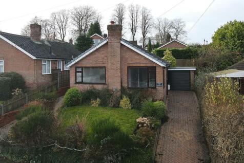 2 bedroom detached bungalow for sale