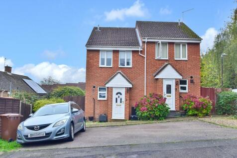 2 bedroom semi-detached house for sale