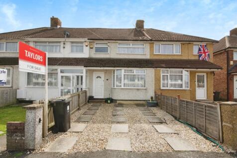 3 bedroom terraced house for sale