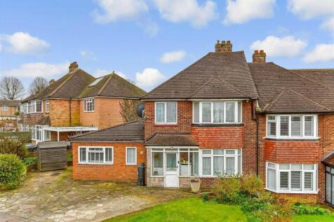 4 bedroom semi-detached house for sale