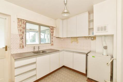 Pescotts Close, Birdham, Chichester... 3 bed detached bungalow for sale