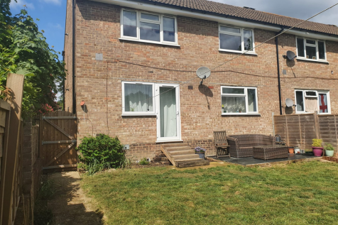 1 bedroom ground floor maisonette for sale