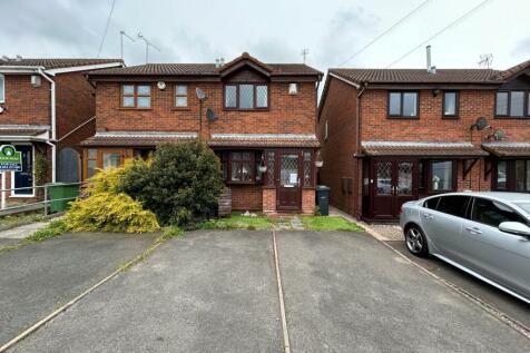 2 bedroom semi-detached house for sale