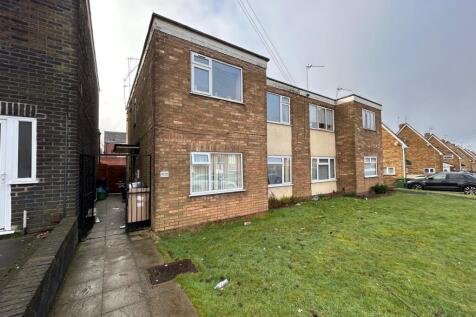 2 bedroom maisonette for sale