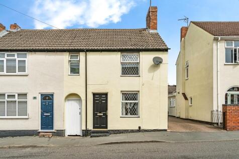 2 bedroom end of terrace house for sale