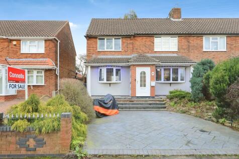 3 bedroom semi-detached house for sale