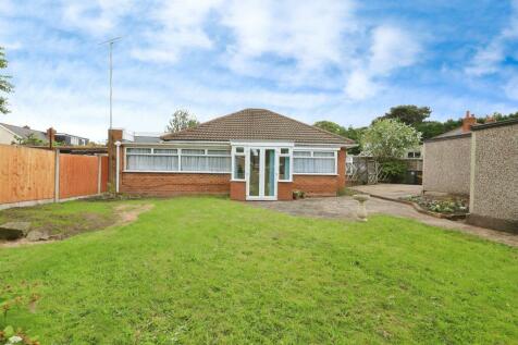 3 bedroom detached bungalow for sale