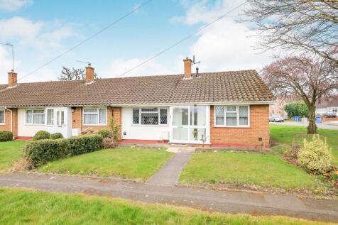 2 bedroom terraced bungalow for sale