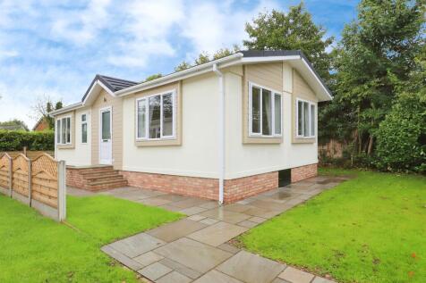 2 bedroom park home for sale