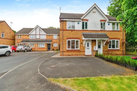 3 bedroom semi-detached house for sale