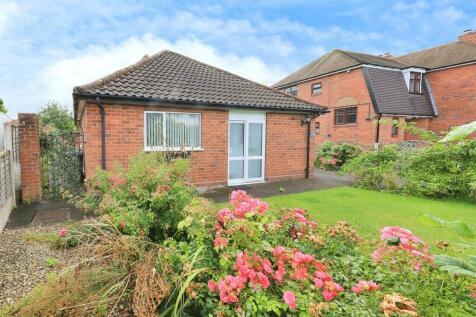 2 bedroom detached bungalow for sale