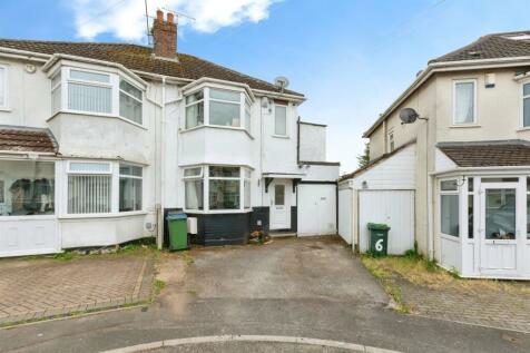 3 bedroom semi-detached house for sale