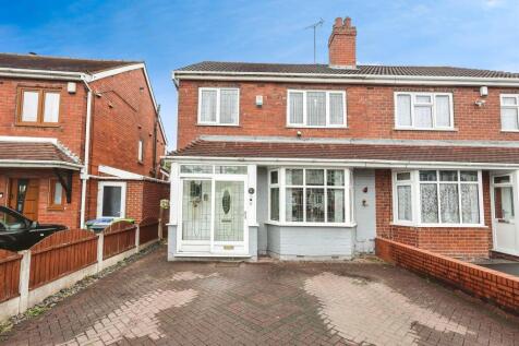 3 bedroom semi-detached house for sale