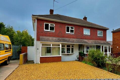 2 bedroom semi-detached house for sale