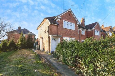 2 bedroom maisonette for sale