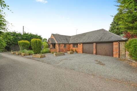 3 bedroom detached bungalow for sale