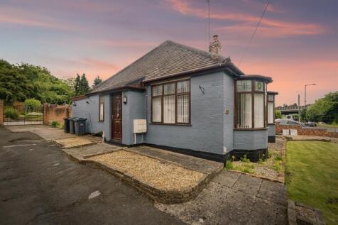 2 bedroom detached house for sale