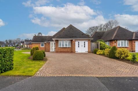 2 bedroom detached bungalow for sale
