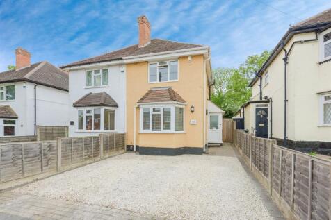 2 bedroom semi-detached house for sale