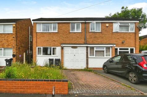 4 bedroom semi-detached house for sale