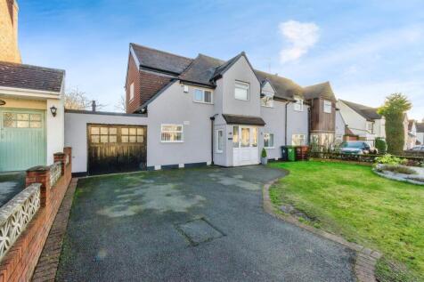 5 bedroom semi-detached house for sale