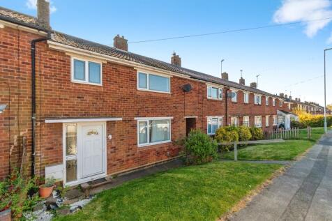 3 bedroom terraced house for sale