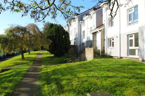 2 bedroom ground floor flat for sale