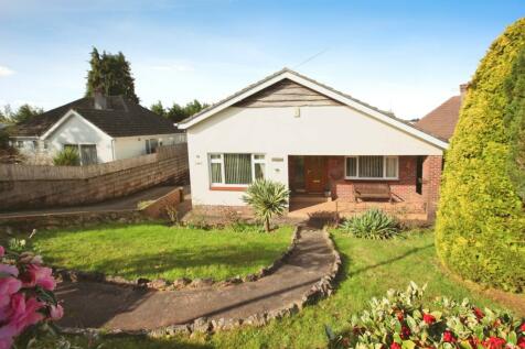 4 bedroom detached bungalow for sale